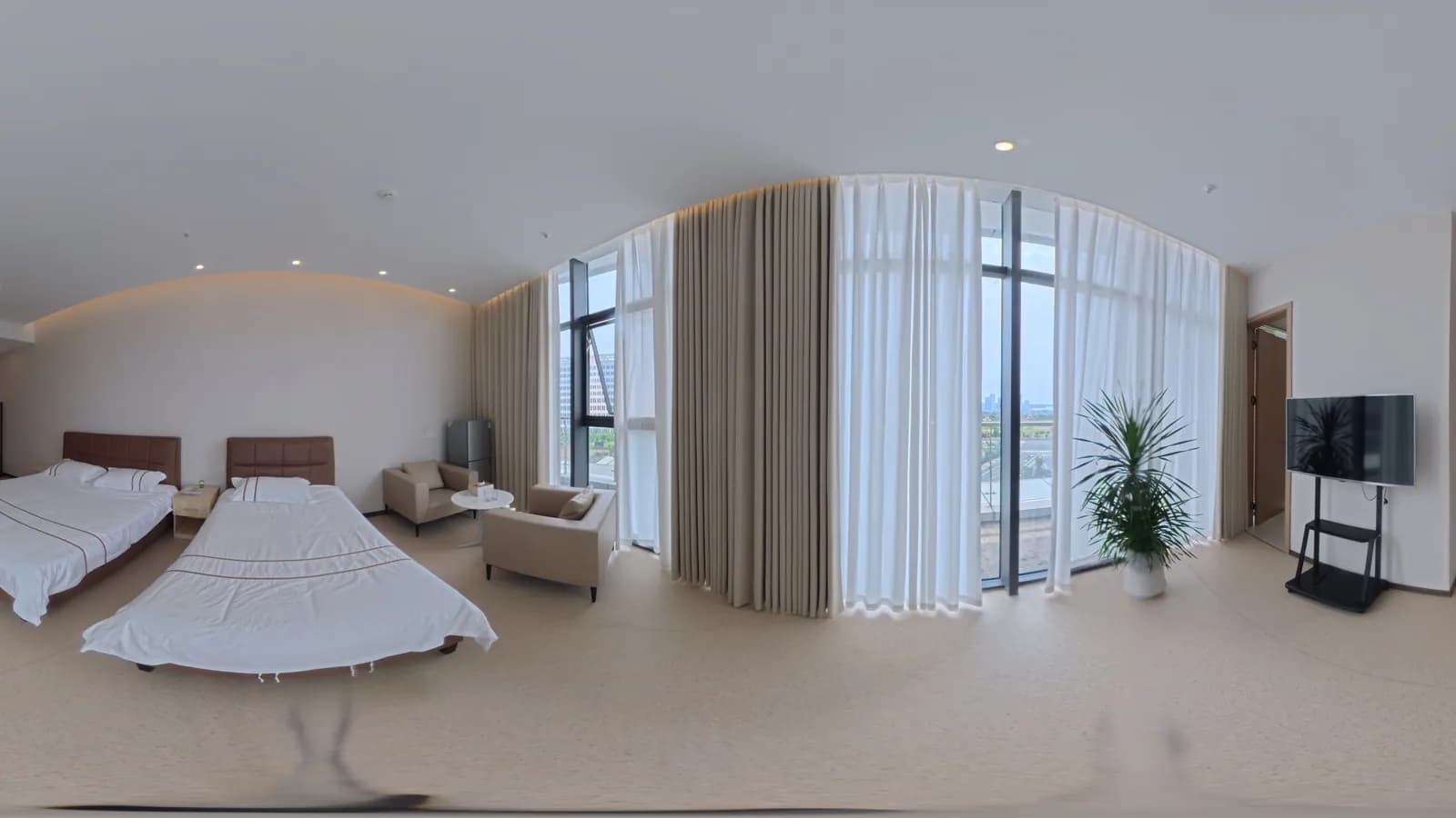 360°-панорама квартиры 308 — комната и санузел